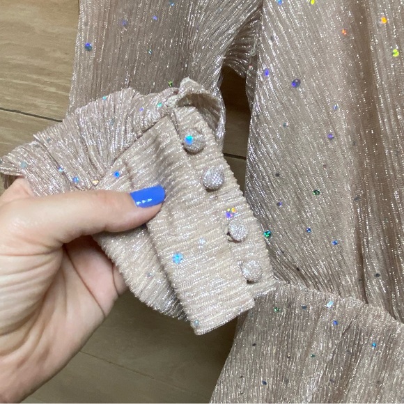 Baltic Born Abigail long sleeve sparkle gown in Champaign size x small - Picture 5 of 9